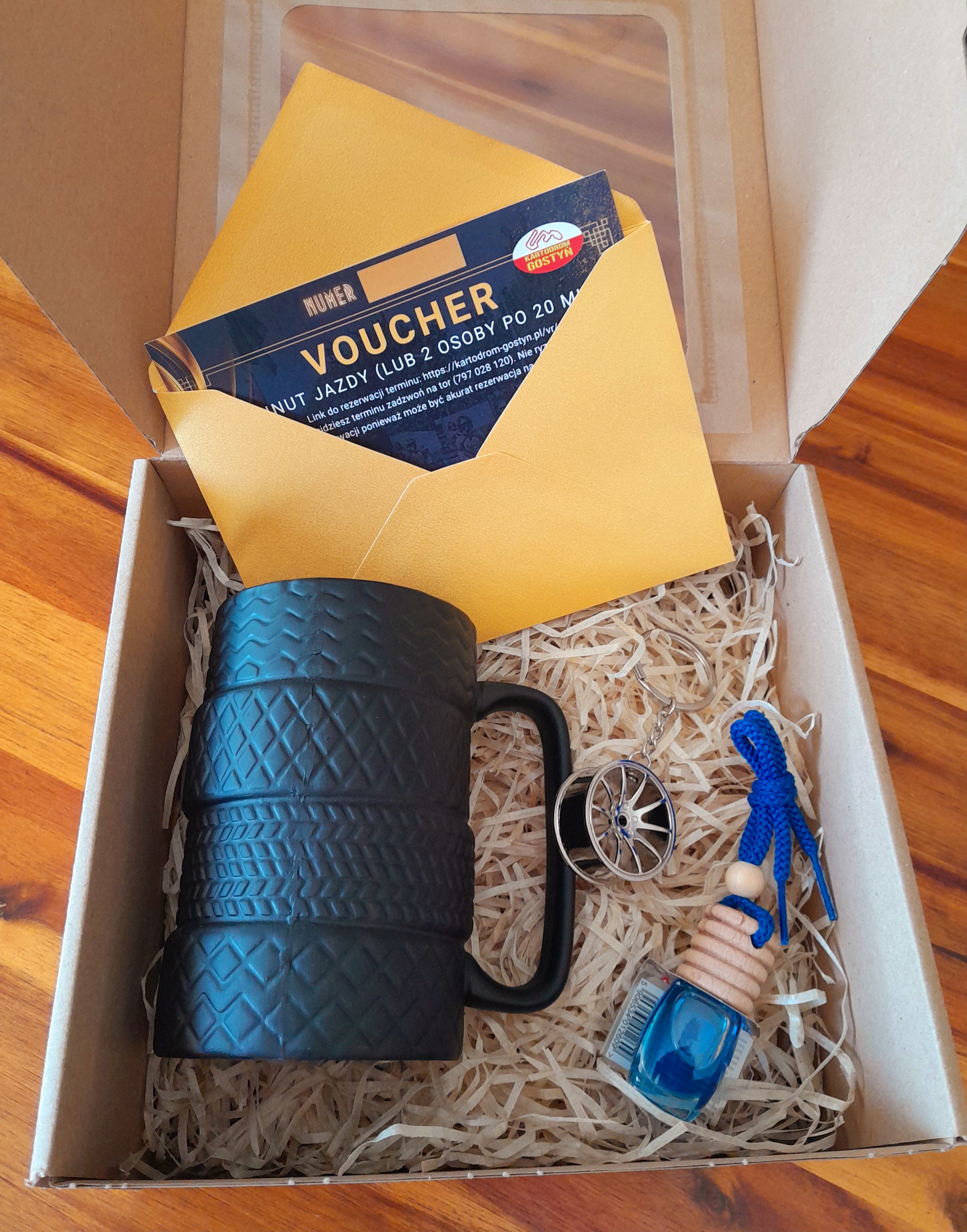 Box + Voucher Extra 40 minut — zdjęcie 3